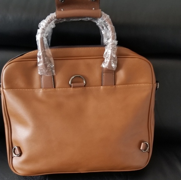 Selling - Picture 1 of 2